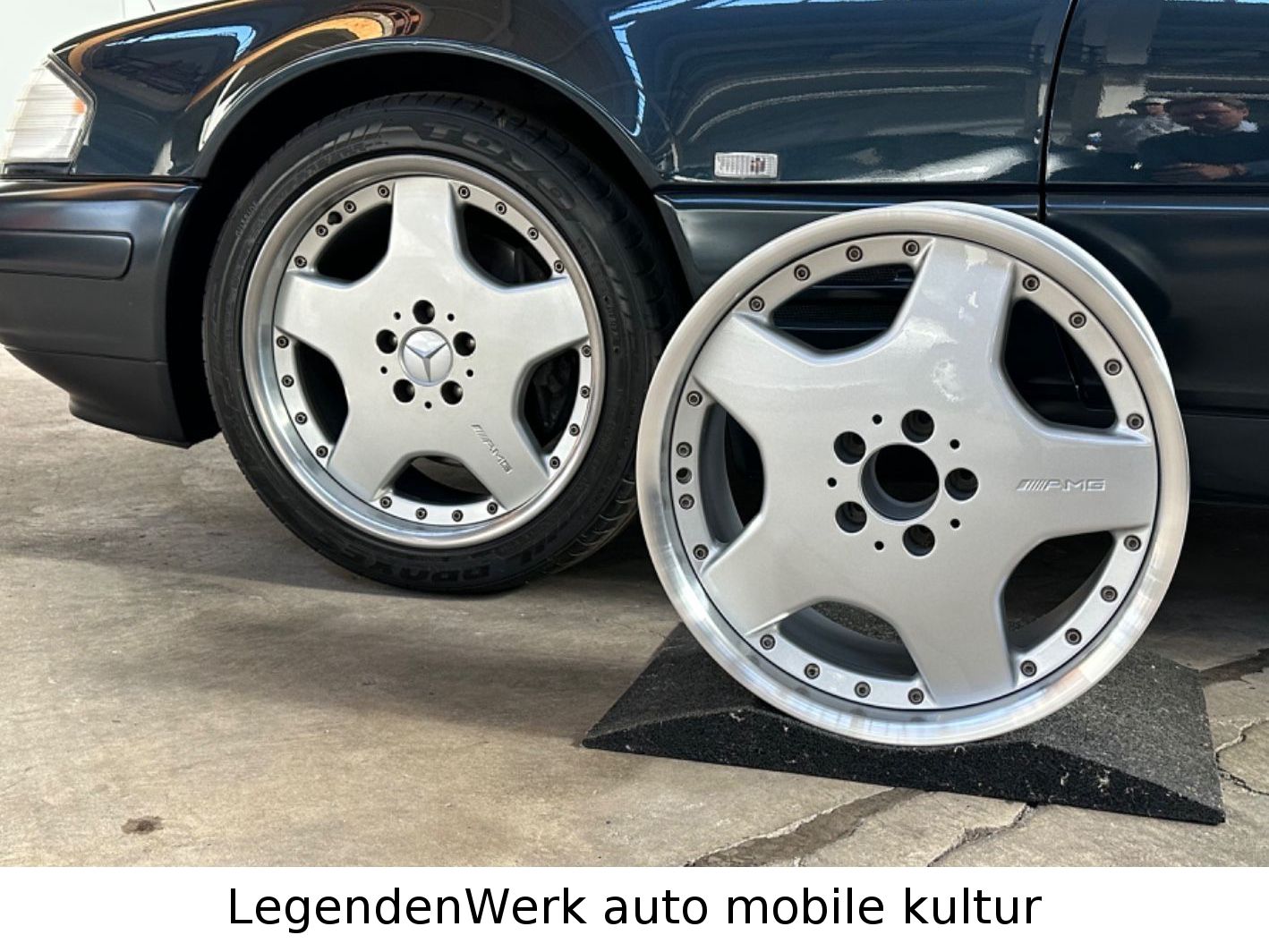 Fahrzeugabbildung Mercedes-Benz SL 500 DESIGNO PANORAMA AMG 18 PROMI DEUTSCH 1.H