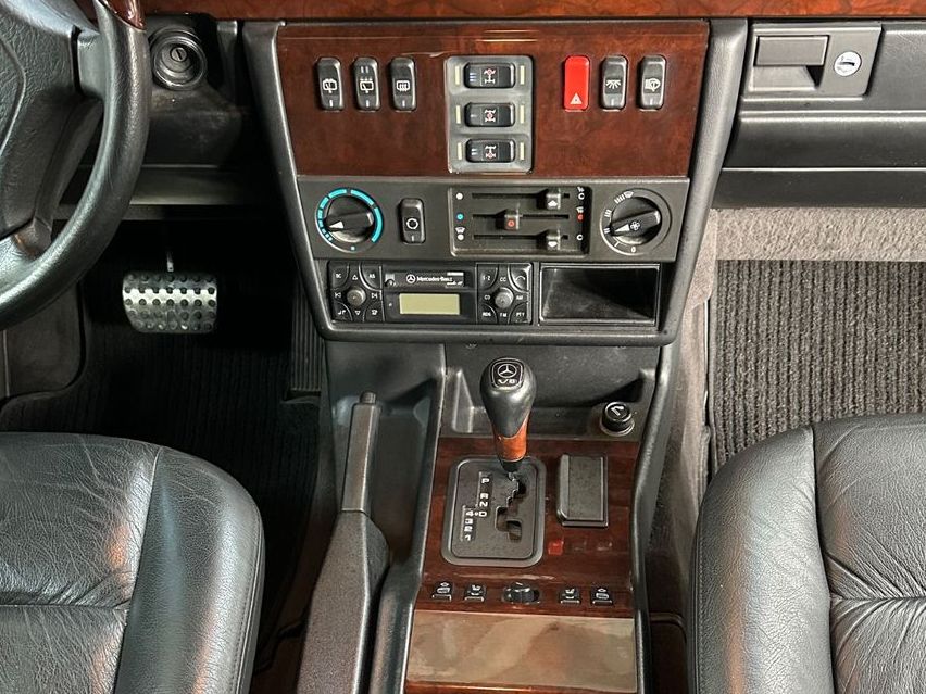Fahrzeugabbildung Mercedes-Benz G 500 463.240 1/530 SWB KURZ EURO MB-Scheckheft