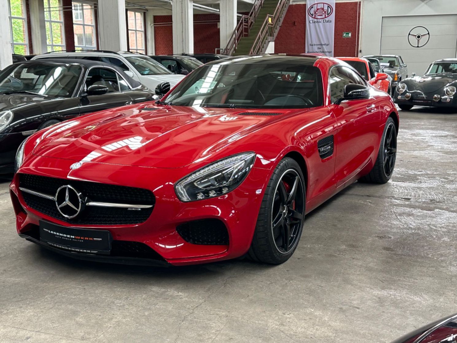 Fahrzeugabbildung Mercedes-Benz AMG GTS GLASDACH Sport ABGAS NO OPF KERAMIK Lack