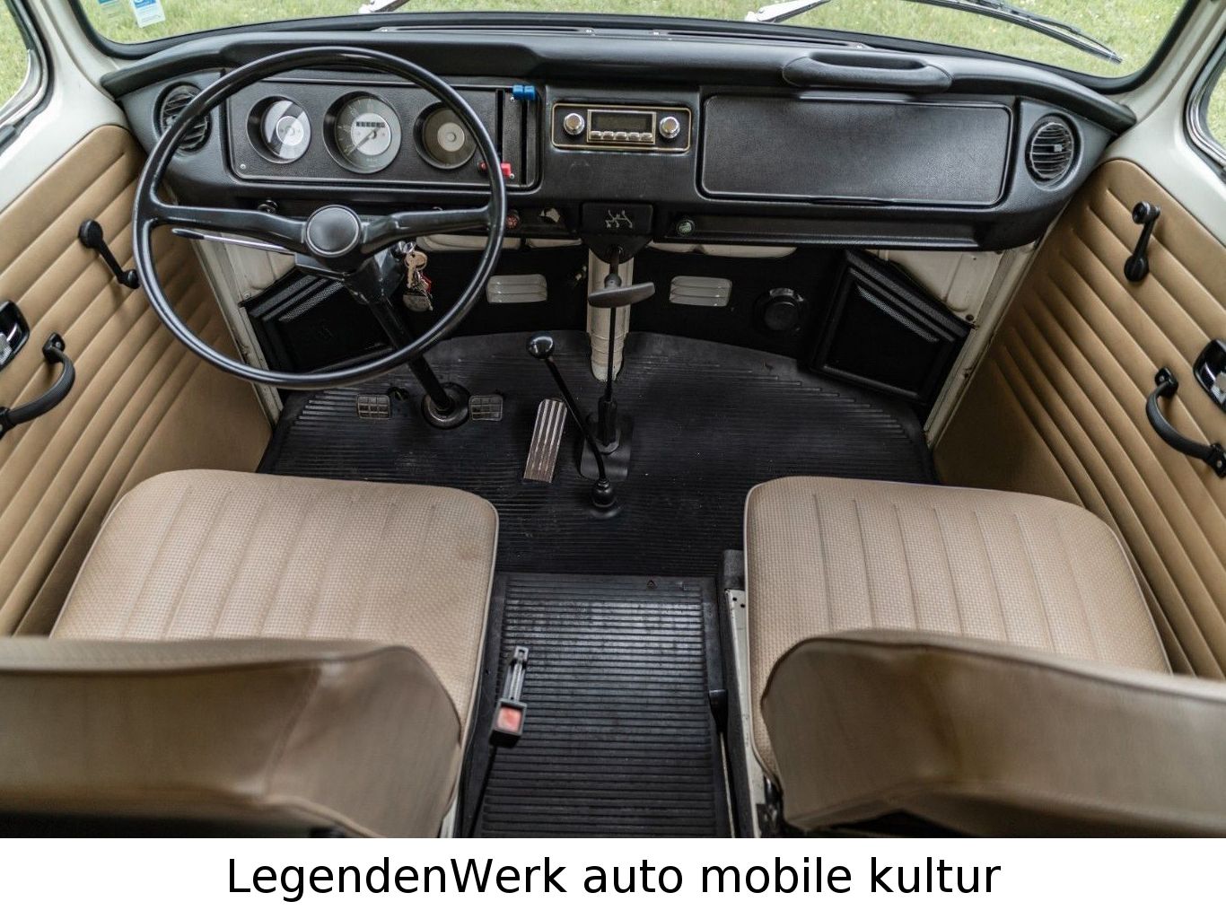 Fahrzeugabbildung Volkswagen T2a WESTFALIA ex SCHWEDEN Motor neu: AHNENDORP !