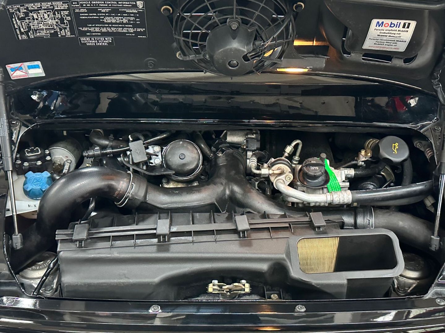 Fahrzeugabbildung Porsche 996 911 Turbo S P-EXCLUSIVE VOLLLEDER+Sportsitze