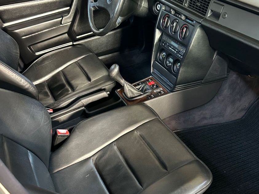 Fahrzeugabbildung Mercedes-Benz 190E 2.3-16 V W201 BRD! vom Feinsten Restauriert