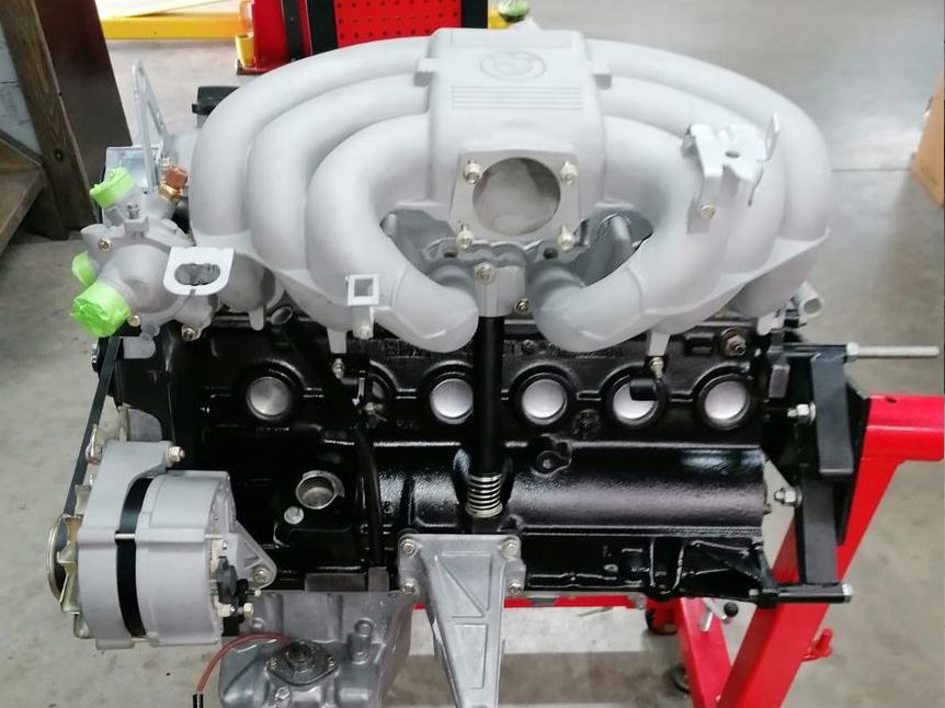 Fahrzeugabbildung BMW 325i E30 VFL CABRIO RESTAURIERT! Classic Data 1-