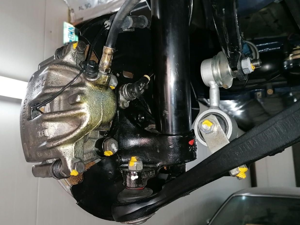 Fahrzeugabbildung BMW 325i E30 VFL CABRIO RESTAURIERT! Classic Data 1-