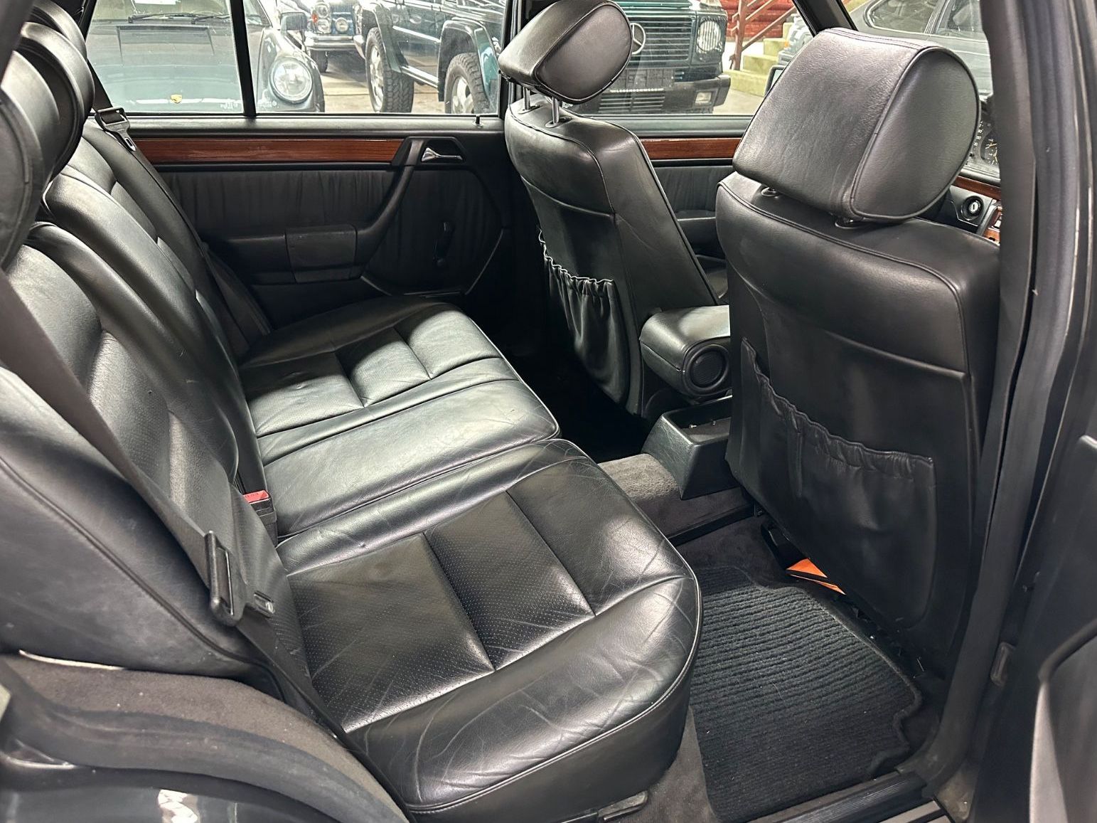 Fahrzeugabbildung Mercedes-Benz 300 TE S124 A LEDER KLIMA Technik/Karosserie gut