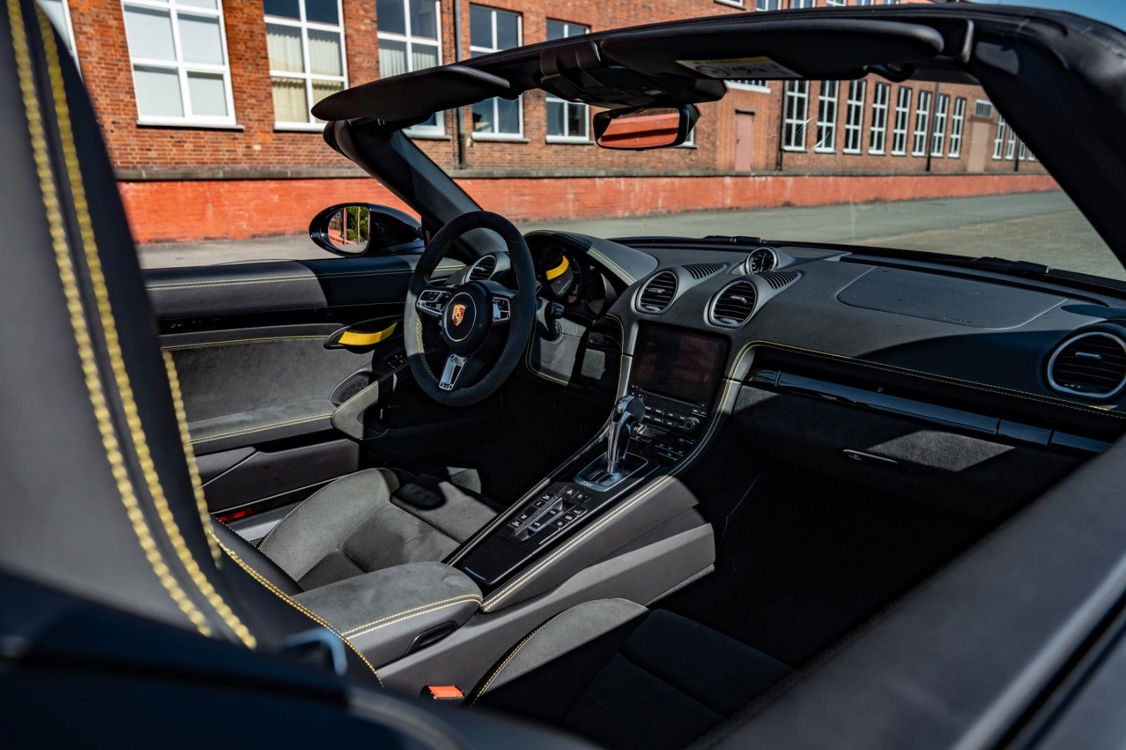 Fahrzeugabbildung Porsche Boxster 718 Spyder LED BOSE Adapt Sport APPROVED
