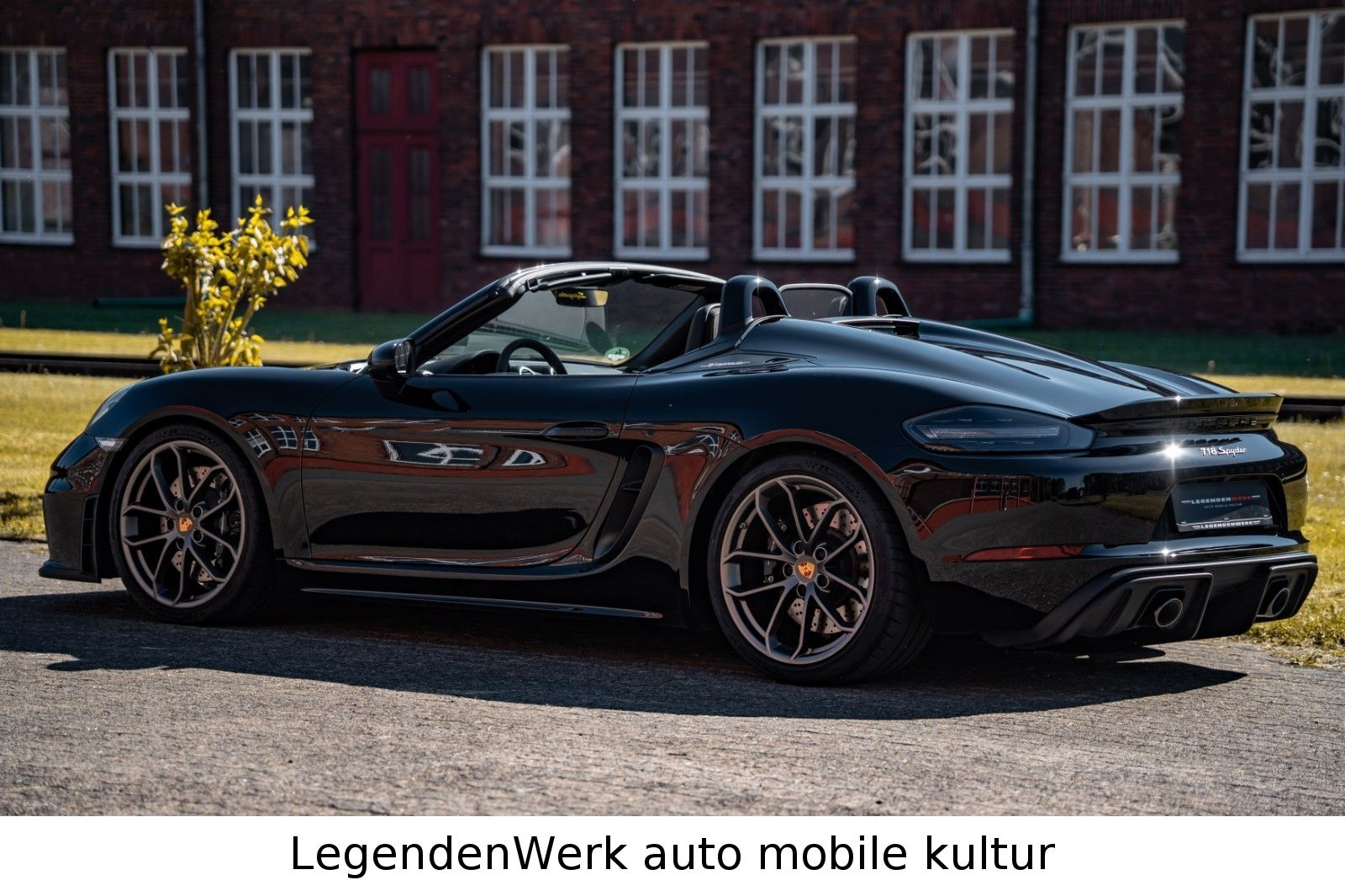 Fahrzeugabbildung Porsche Boxster 718 Spyder LED BOSE Adapt Sport APPROVED