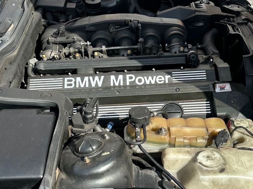Fahrzeugabbildung BMW M5 E34 Schalter Technik/Fahrwerk orig. BMW neu