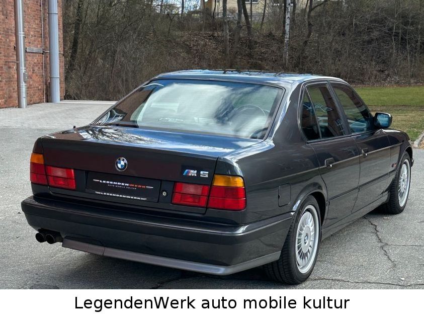 Fahrzeugabbildung BMW M5 E34 Schalter Technik/Fahrwerk orig. BMW neu