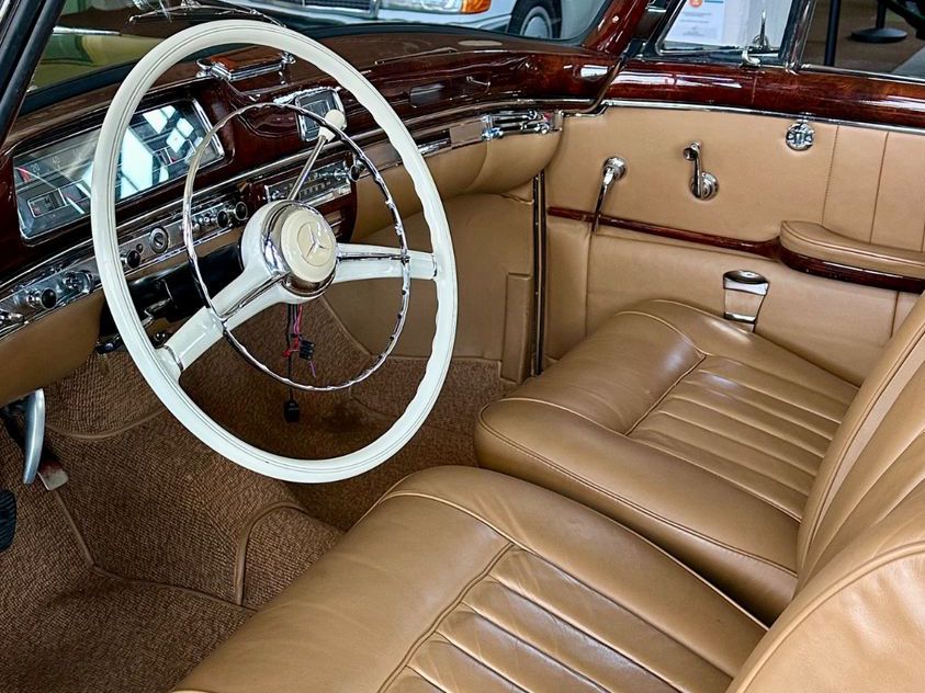 Fahrzeugabbildung Mercedes-Benz 220 S 180 PONTON CABRIOLET Classic A. Note 1-