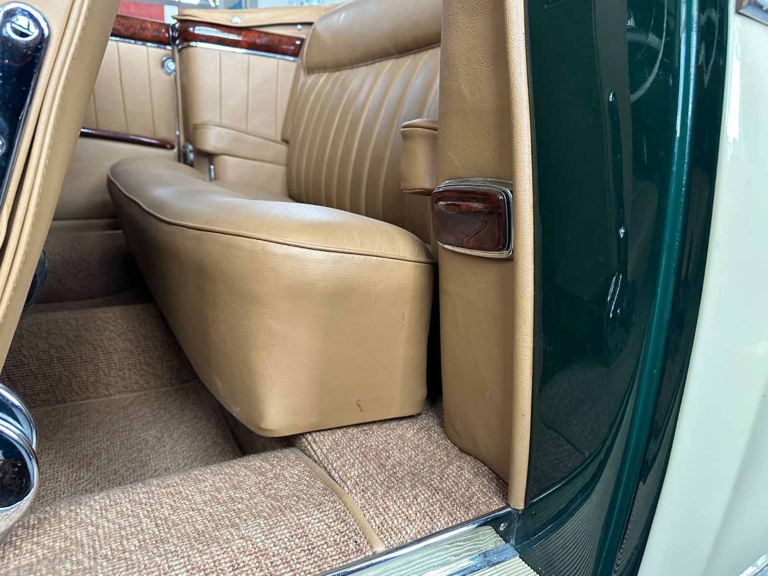 Fahrzeugabbildung Mercedes-Benz 220 S 180 PONTON CABRIOLET Classic A. Note 1-