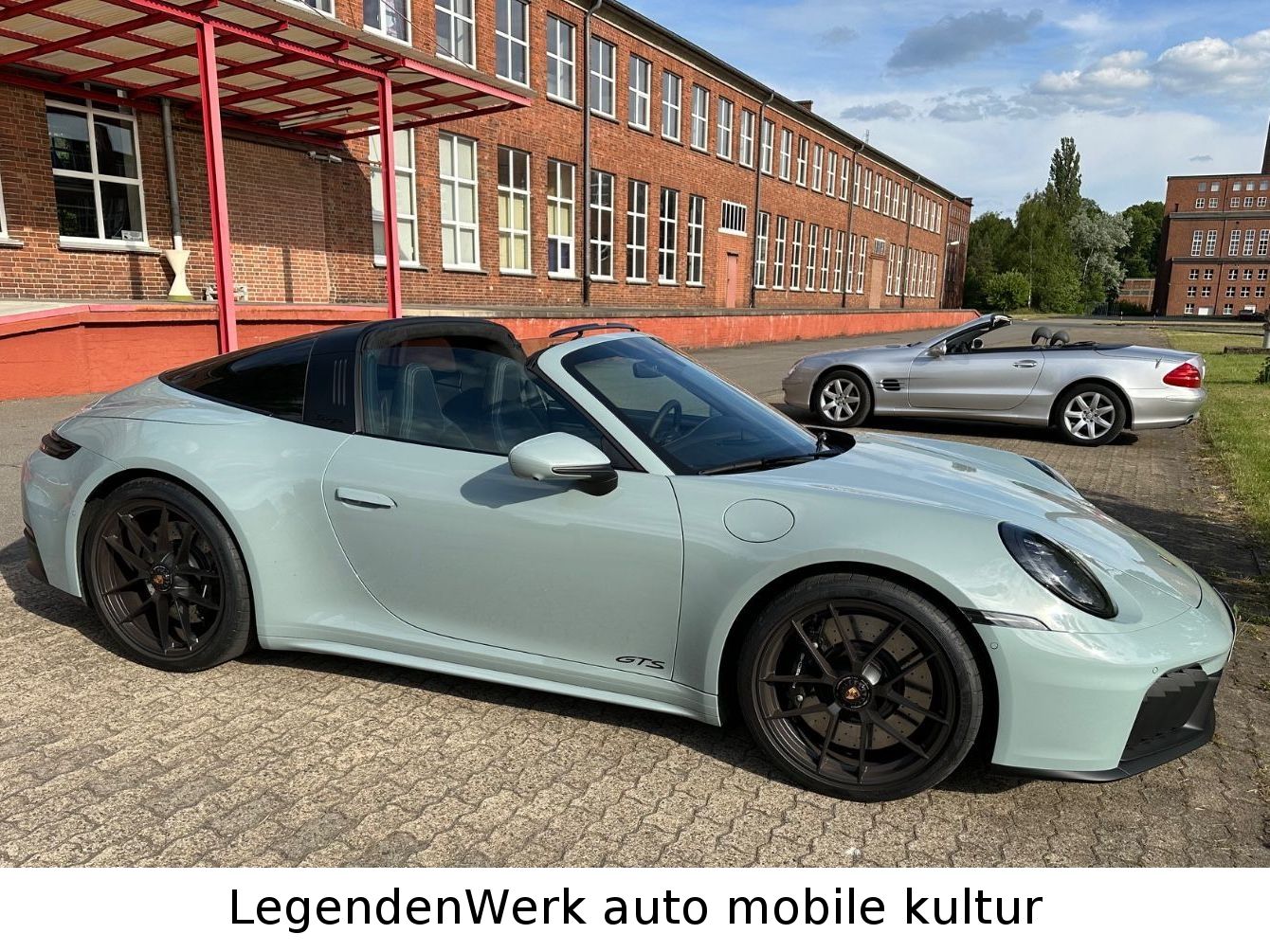 Fahrzeugabbildung Porsche 911 992.2 Targa 4 GTS SHADEGREEN LED LIFT 18Wege