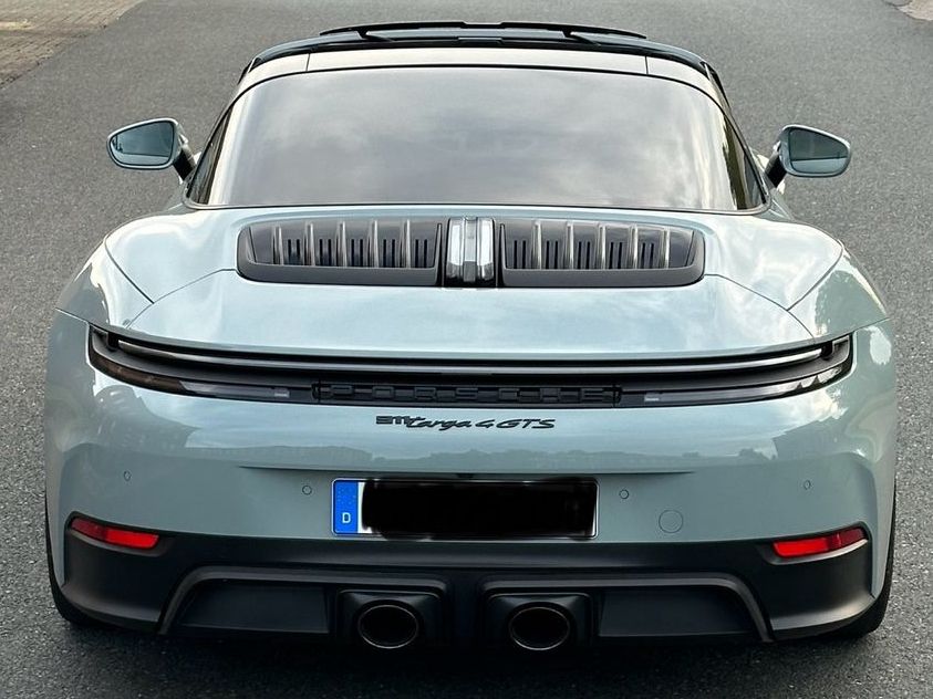 Fahrzeugabbildung Porsche 911 992.2 Targa 4 GTS SHADEGREEN LED LIFT 18Wege