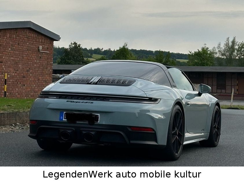 Fahrzeugabbildung Porsche 911 992.2 Targa 4 GTS SHADEGREEN LED LIFT 18Wege