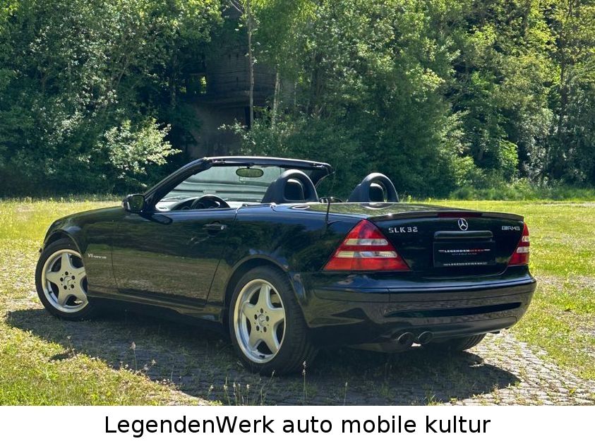 Fahrzeugabbildung Mercedes-Benz SLK 32 AMG Scheckheft ex JP HISTORIE vollständig