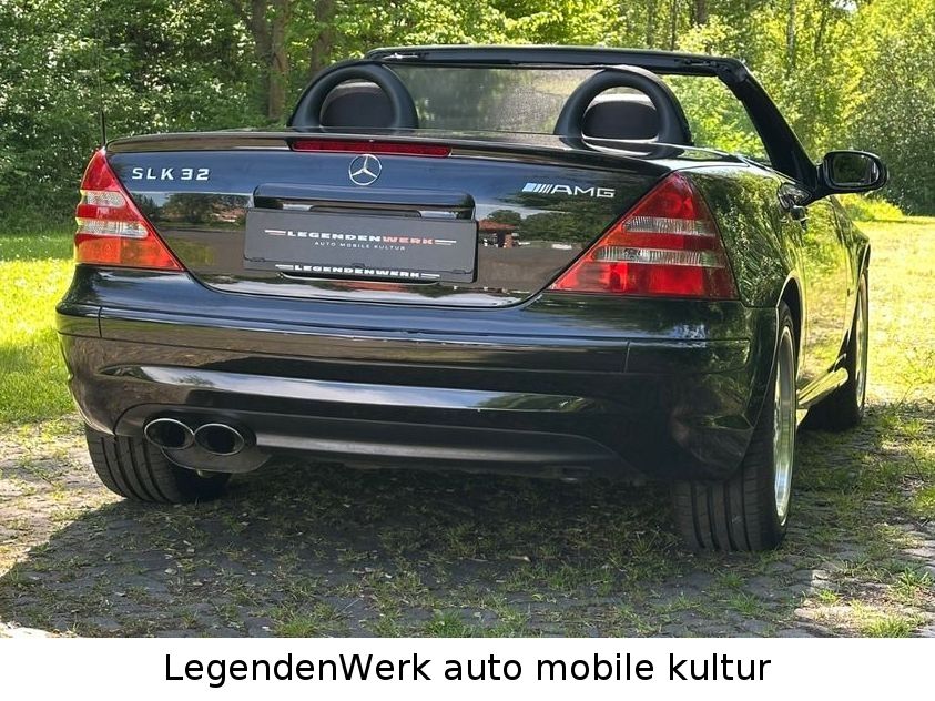 Fahrzeugabbildung Mercedes-Benz SLK 32 AMG Scheckheft ex JP HISTORIE vollständig