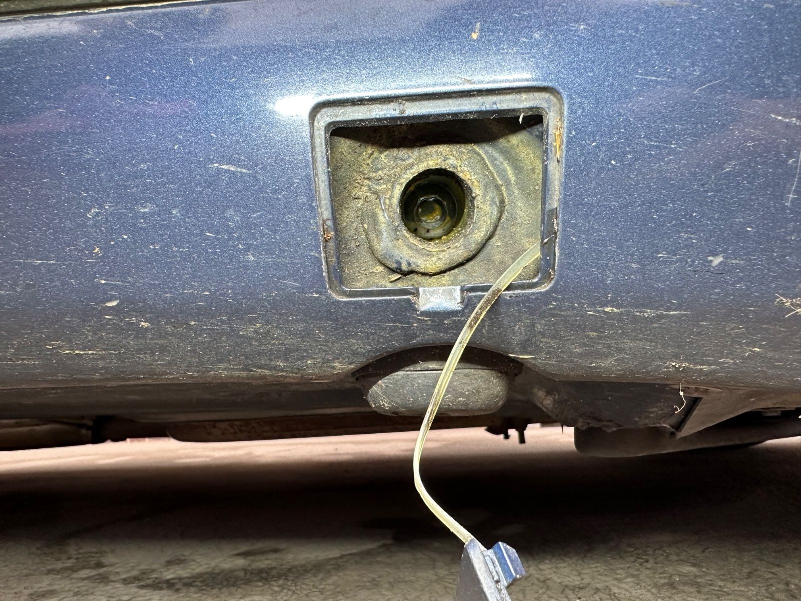 Fahrzeugabbildung Mercedes-Benz 300 CE 24V A124 GETRAG SCHALTER KLIMA LEDER BRD