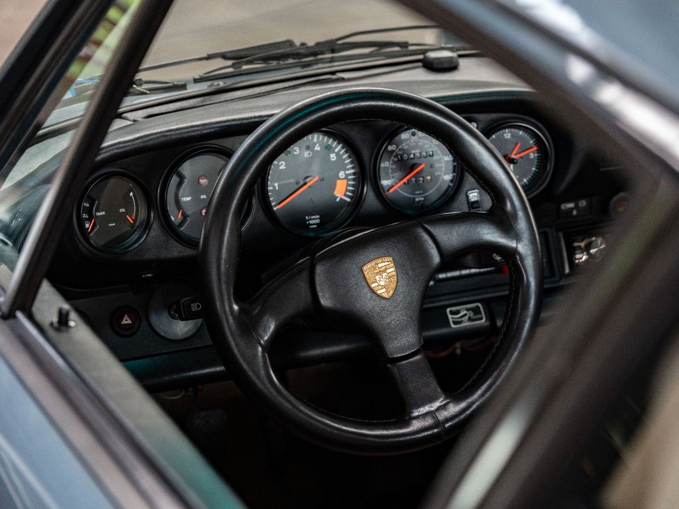 Fahrzeugabbildung Porsche 930 911 3.2 WTL M491 Turbo Look Paint To Sample