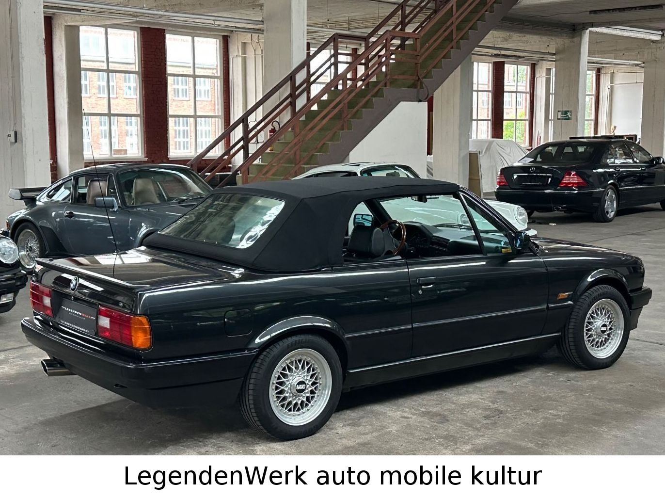Fahrzeugabbildung BMW 318i E30 1. Hand 1. Lack Leder Schalter SERVICE