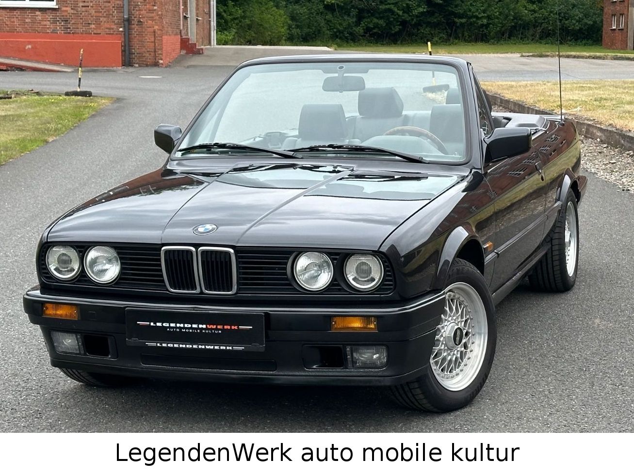 Fahrzeugabbildung BMW 318i E30 1. Hand 1. Lack Leder Schalter SERVICE