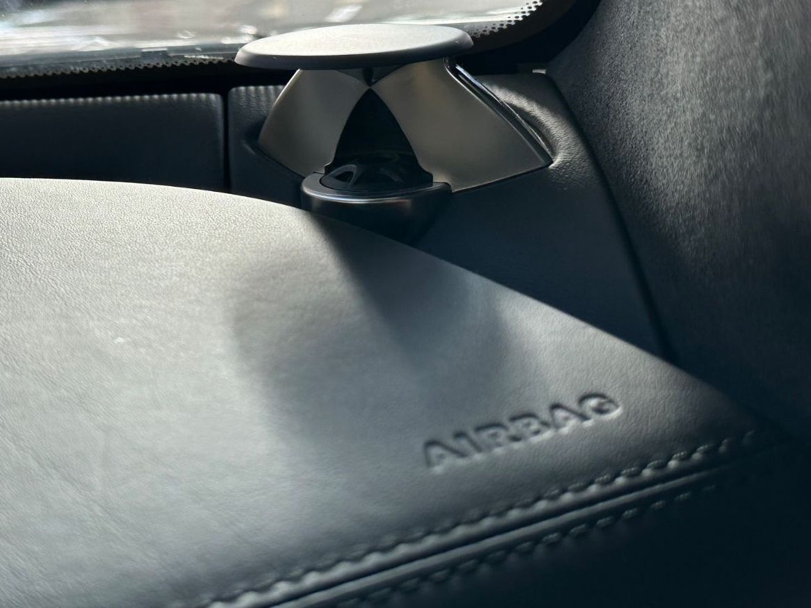 Fahrzeugabbildung Mercedes-Benz SLS AMG GT Coupe AMG Ride Control Bang & Olufsen