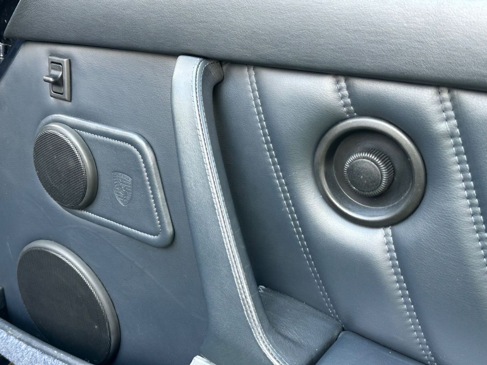 Fahrzeugabbildung Porsche 911 964 C2 Schalter C00 REVIDIERT Note 2 in 2024