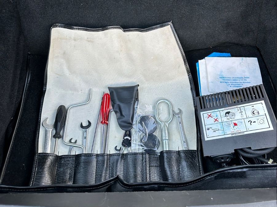 Fahrzeugabbildung Porsche 911 964 C2 Schalter C00 REVIDIERT Note 2 in 2024