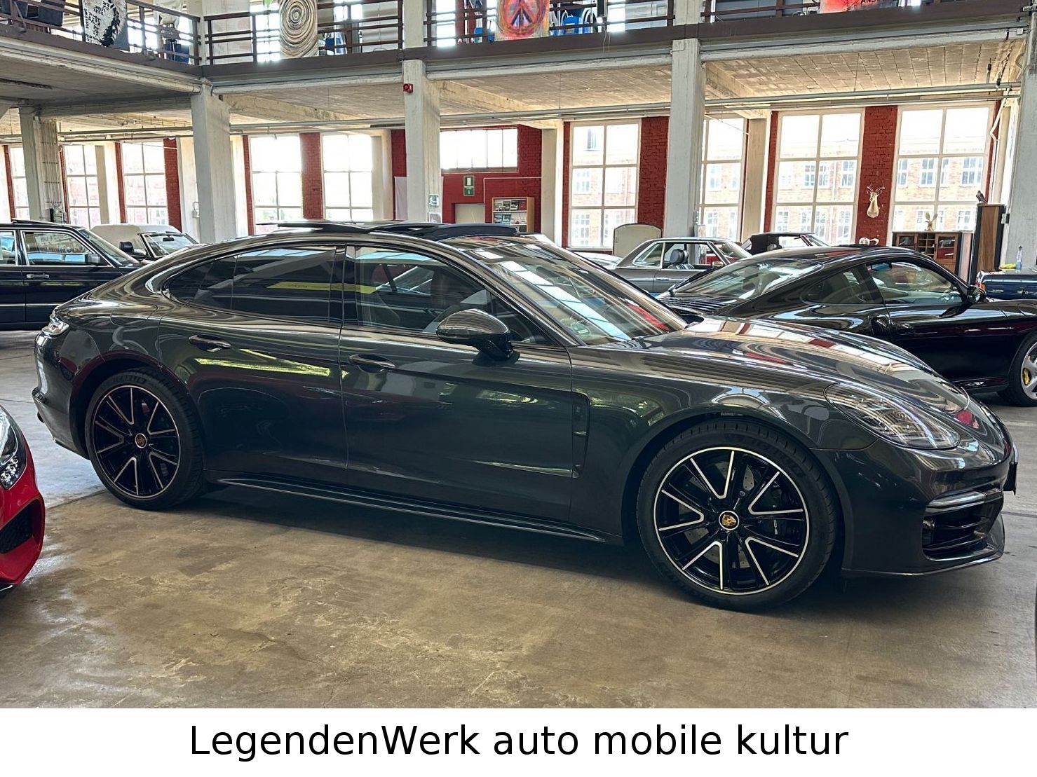 Fahrzeugabbildung Porsche Panamera Turbo S EXCLUSIV SPORT CHRONO + ABGAS