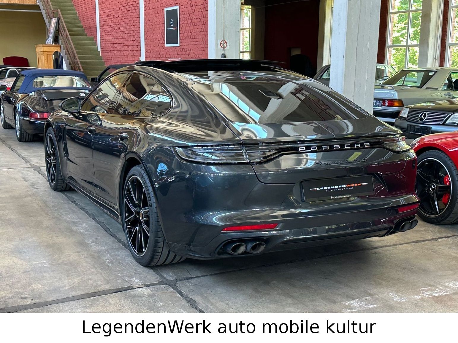 Fahrzeugabbildung Porsche Panamera Turbo S EXCLUSIV SPORT CHRONO + ABGAS