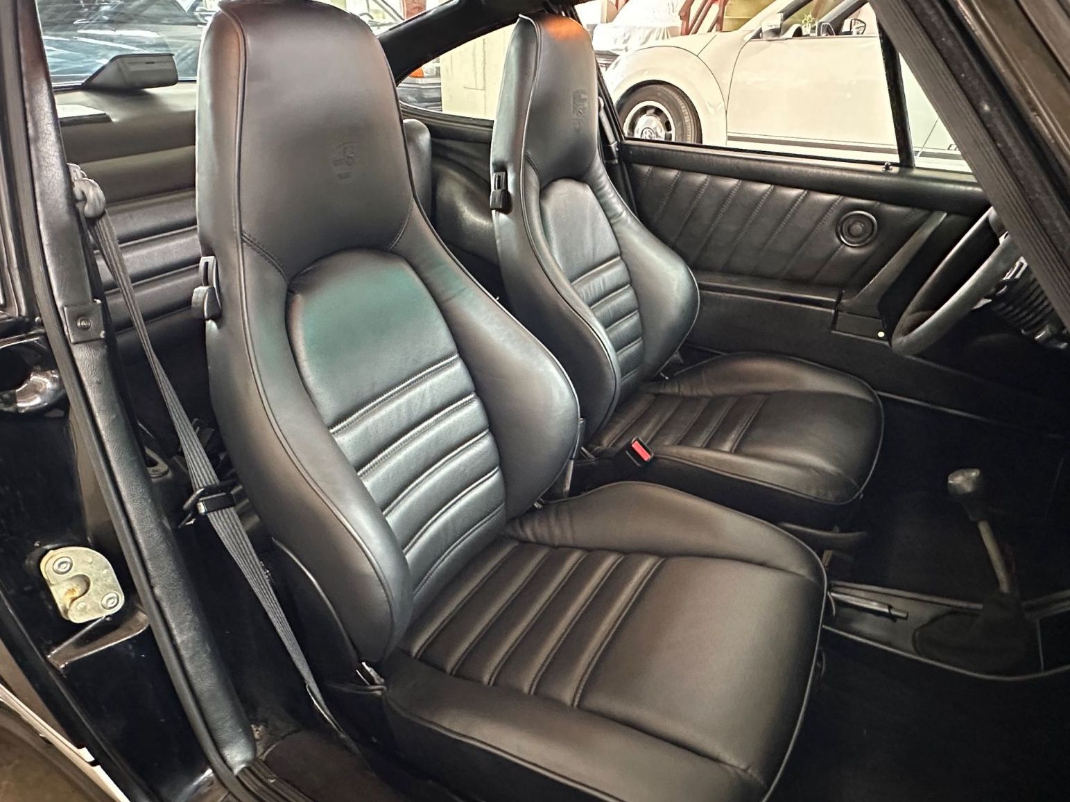 Fahrzeugabbildung Porsche 911 G 3.2 G50 BRD C00 AT Motor+Technik revidiert