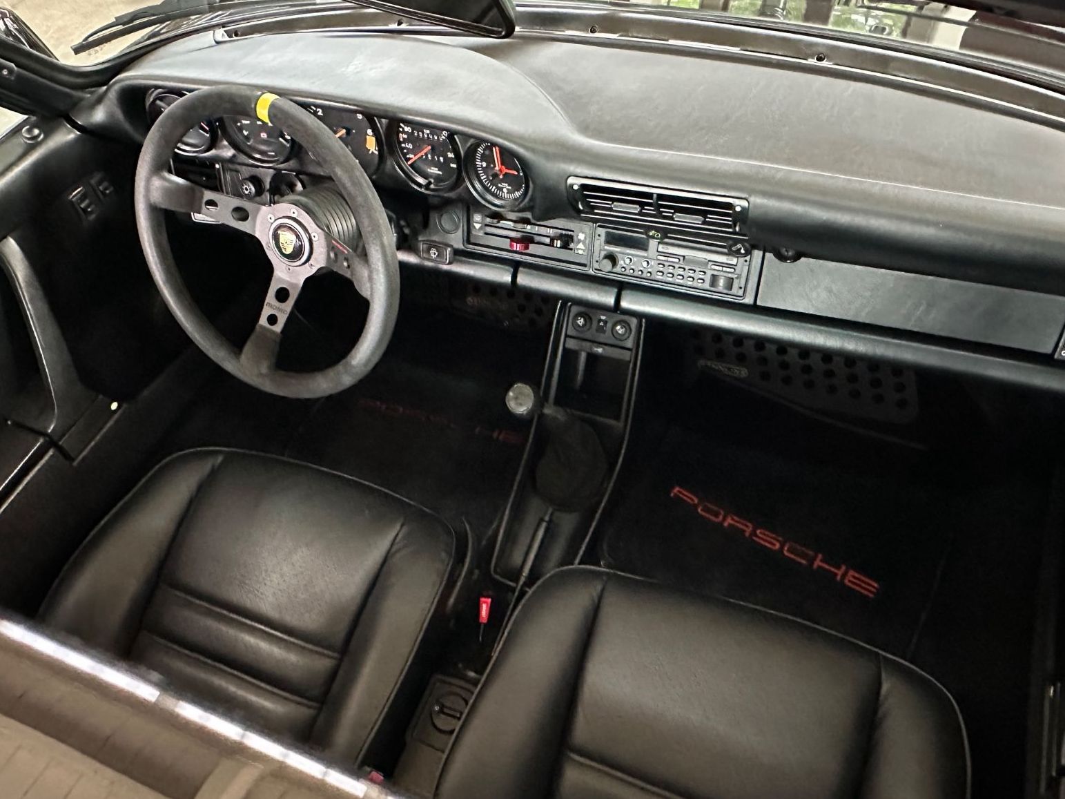 Fahrzeugabbildung Porsche 911 G 3.2 G50 BRD C00 AT Motor+Technik revidiert