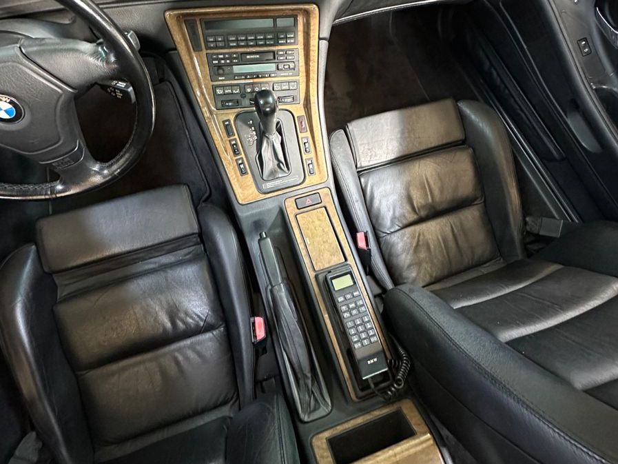 Fahrzeugabbildung BMW 850Ci 5.4L-326PS! M-Paket BRD Scheckheft BMW AG!