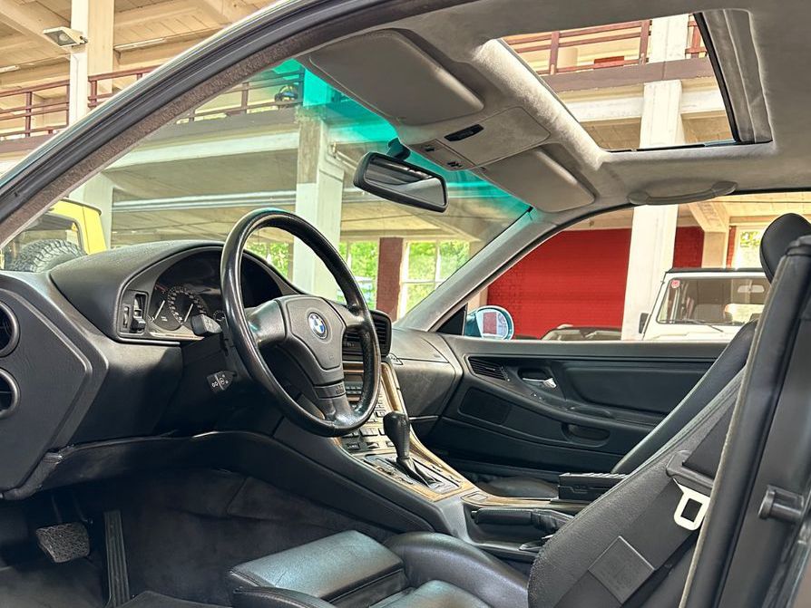 Fahrzeugabbildung BMW 850Ci 5.4L-326PS! M-Paket BRD Scheckheft BMW AG!