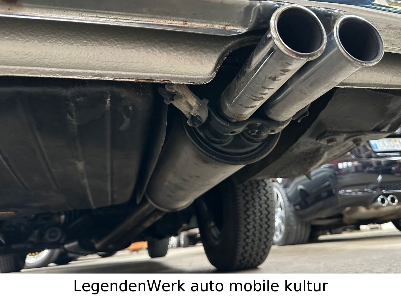 Fahrzeugabbildung Mercedes-Benz 250 SE W111 Hamburg Schweiz UNGESCHWEIßT SSD AUT