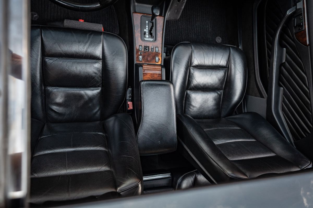 Fahrzeugabbildung Mercedes-Benz 560 SEC 6.0 AMG 2V ORIGINAL PRE MERGER 235kw BRD