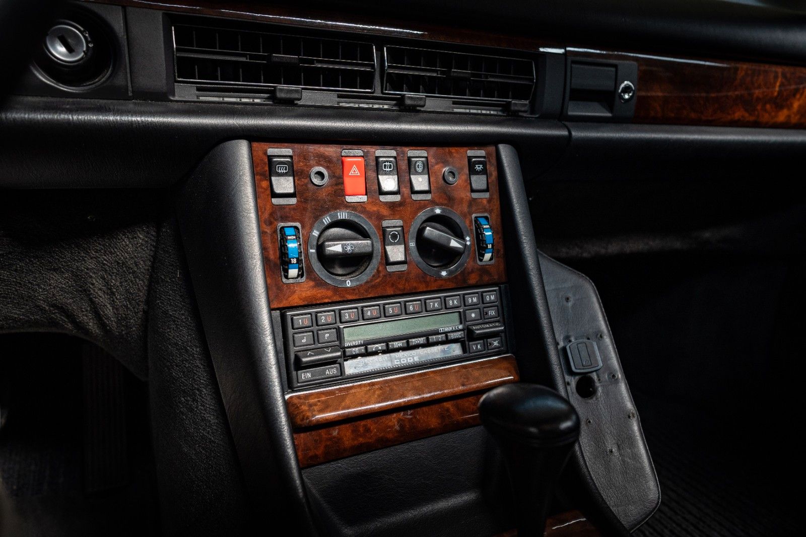 Fahrzeugabbildung Mercedes-Benz 560 SEC 6.0 AMG 2V ORIGINAL PRE MERGER 235kw BRD