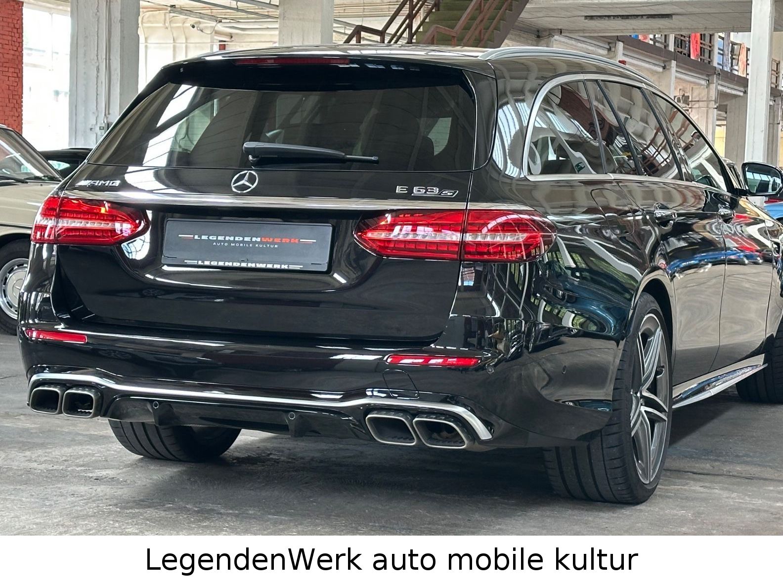 Fahrzeugabbildung Mercedes-Benz E 63 S AMG T 4Matic TRACK DRIVER ABGAS Garan2027