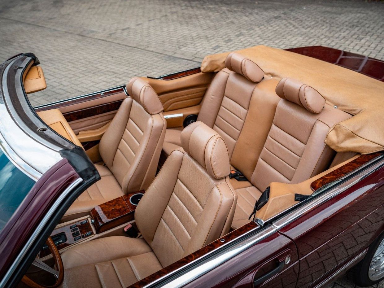 Fahrzeugabbildung Mercedes-Benz 560 SEC Cabriolet ORIGINAL SGS Marbella BRD220kw