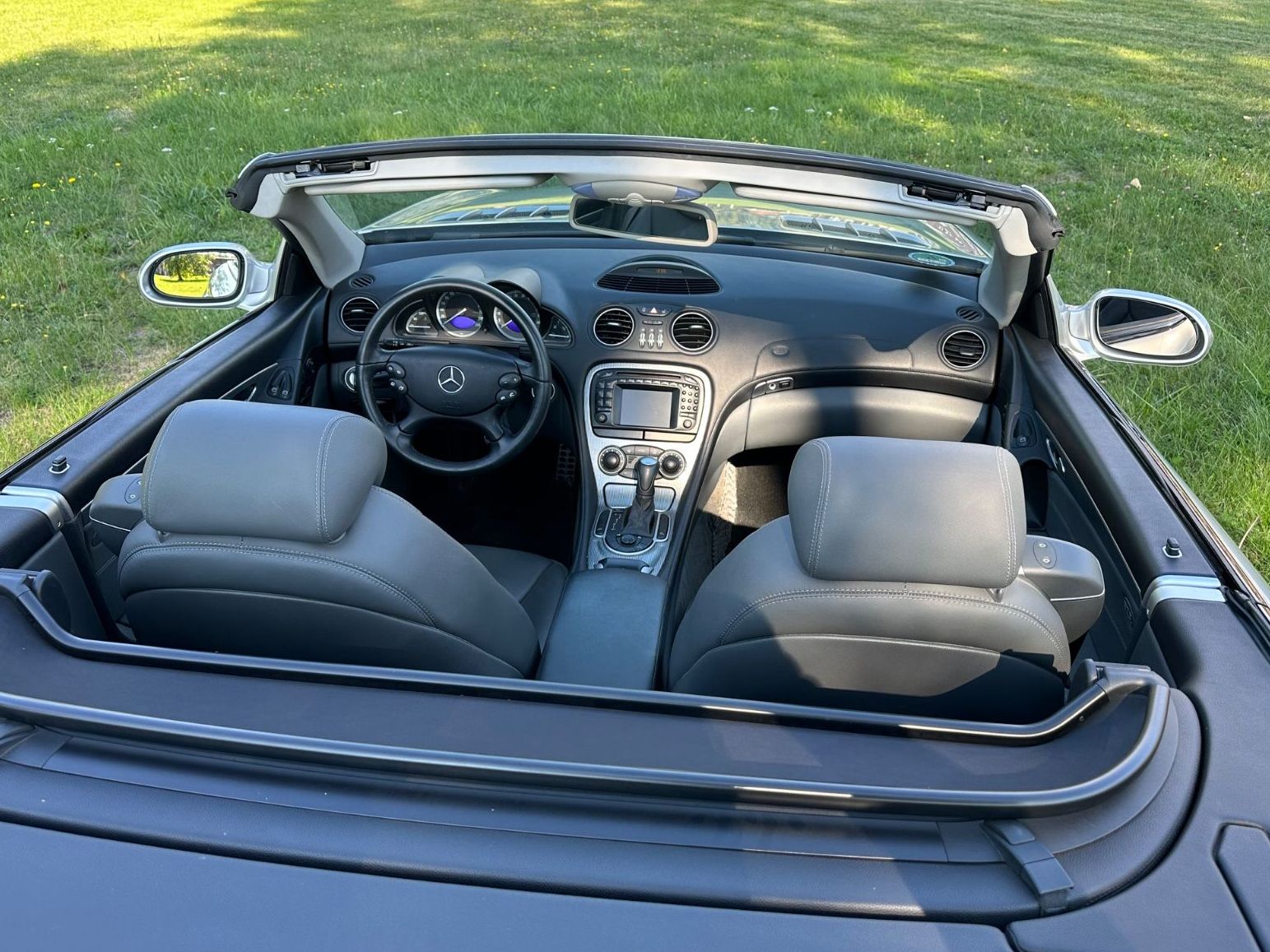 Fahrzeugabbildung Mercedes-Benz SL 350 R230 2. Hand Scheckheft ERSTLACK BRD