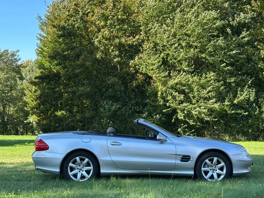 Fahrzeugabbildung Mercedes-Benz SL 350 R230 2. Hand Scheckheft ERSTLACK BRD