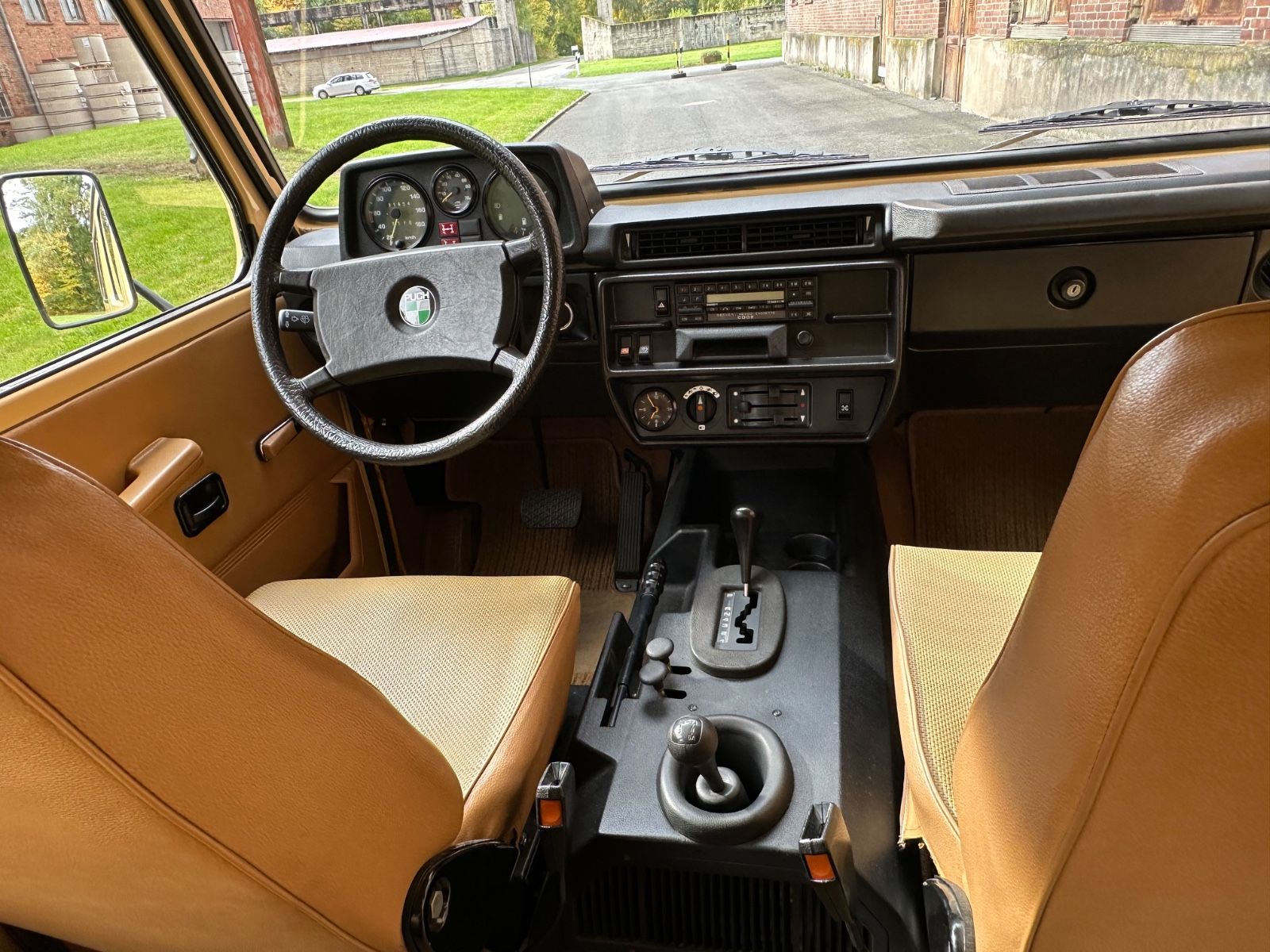 Fahrzeugabbildung Mercedes-Benz 280 GE PUCH No. 517 W460233 ORIGINAL Automat TOP