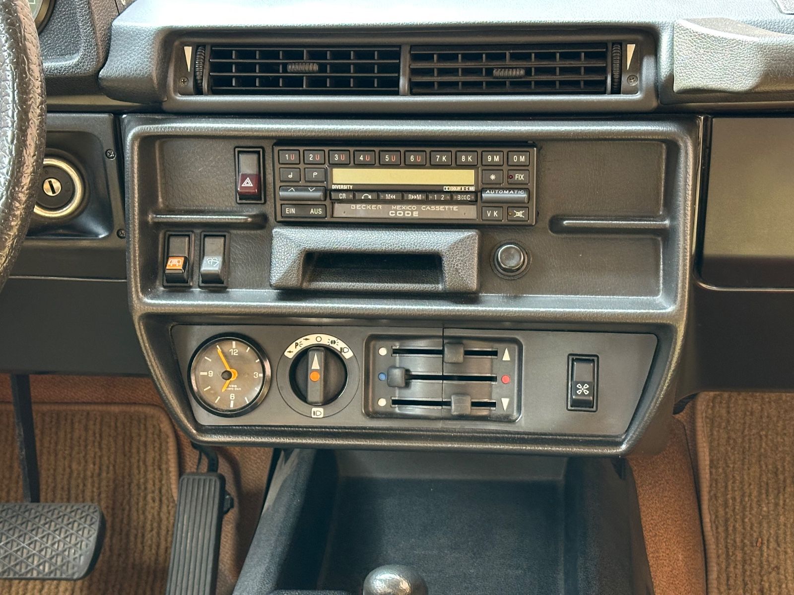 Fahrzeugabbildung Mercedes-Benz 280 GE PUCH No. 517 W460233 ORIGINAL Automat TOP