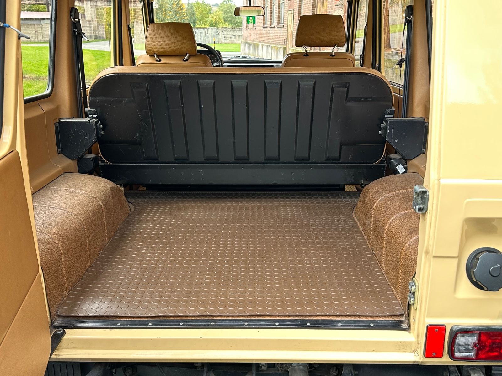 Fahrzeugabbildung Mercedes-Benz 280 GE PUCH No. 517 W460233 ORIGINAL Automat TOP