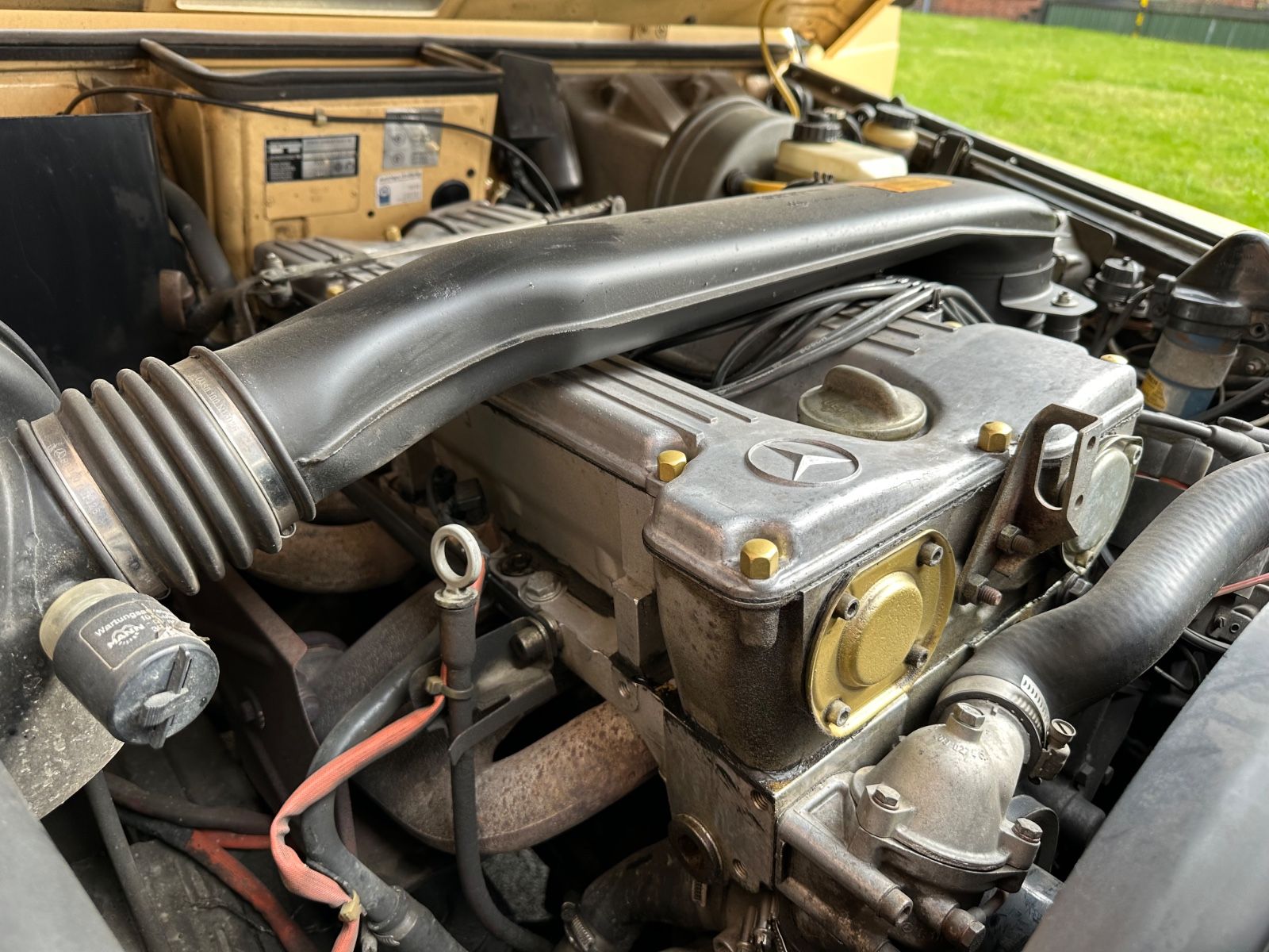 Fahrzeugabbildung Mercedes-Benz 280 GE PUCH No. 517 W460233 ORIGINAL Automat TOP