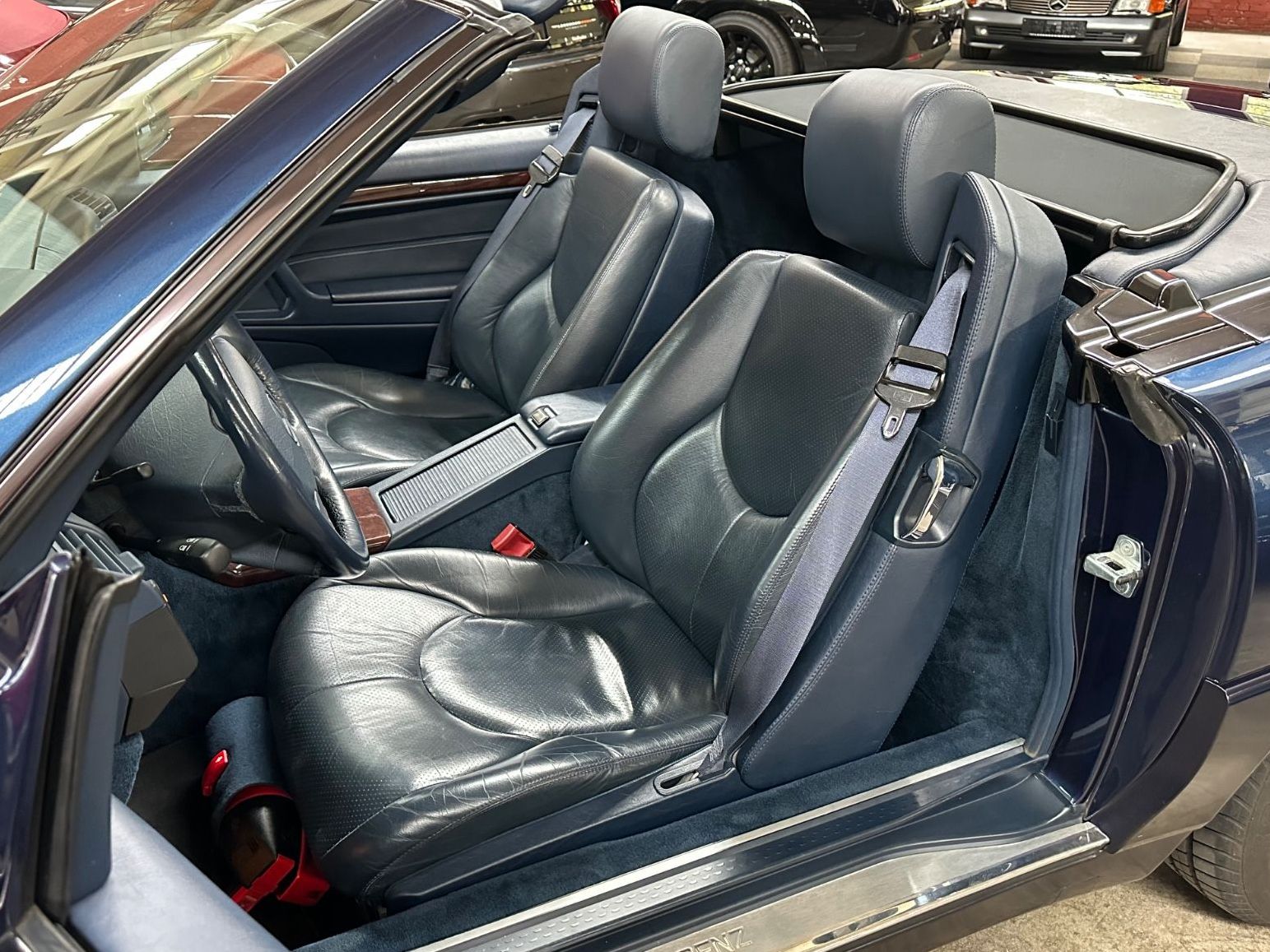 Fahrzeugabbildung Mercedes-Benz SL320 R129 BRD 100% 1.Lack MB Scheckheft orig km