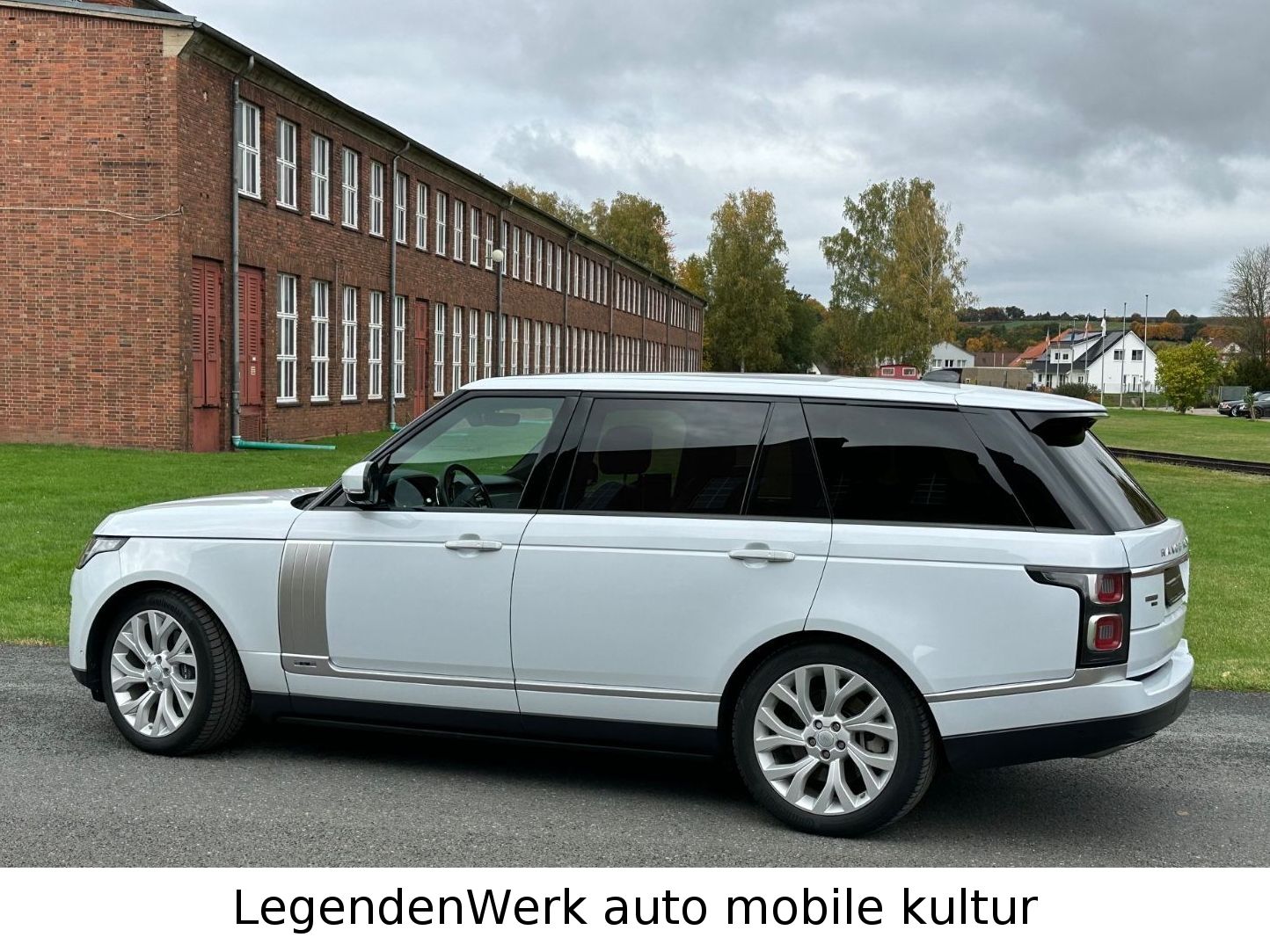 Fahrzeugabbildung Land Rover Range Rover SV Autobiography LWB LANG VOLL 1. Hd