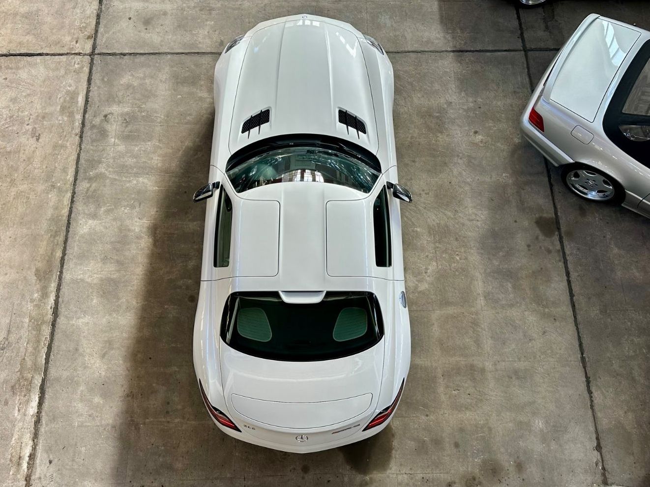 Fahrzeugabbildung Mercedes-Benz SLS AMG GT Coupe AMG Ride Control Bang & Olufsen