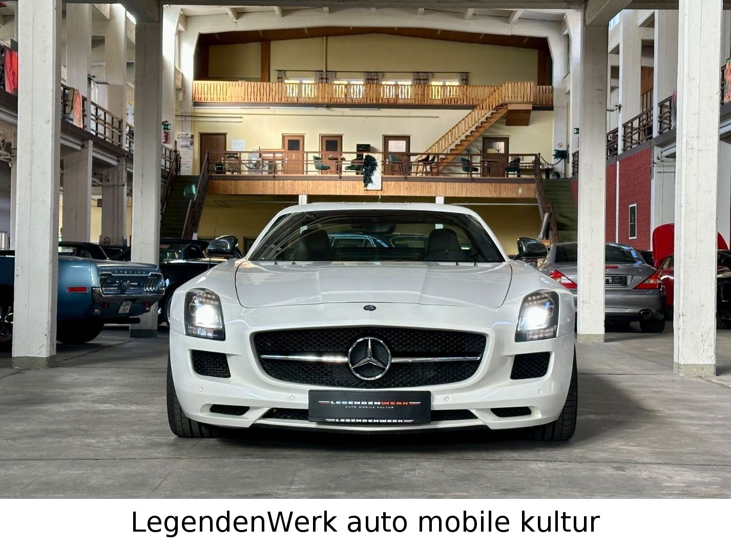 Fahrzeugabbildung Mercedes-Benz SLS AMG GT Coupe AMG Ride Control Bang & Olufsen
