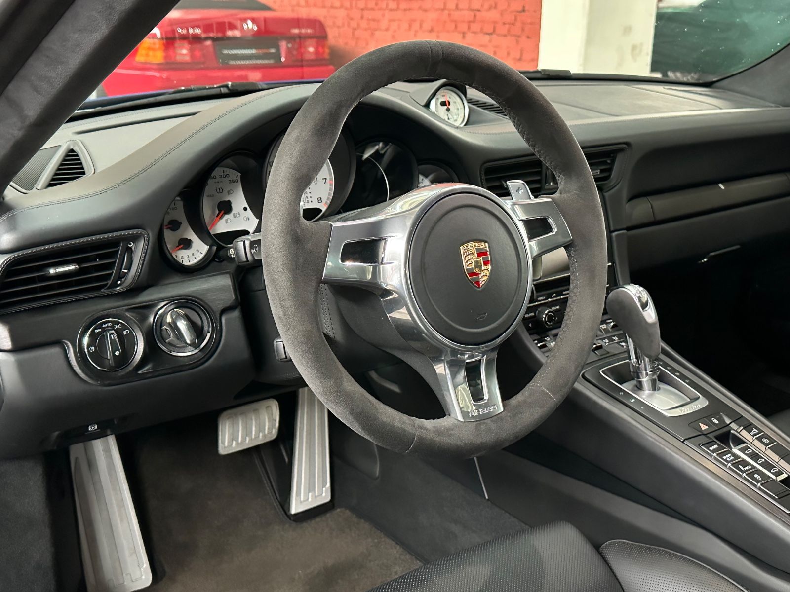 Fahrzeugabbildung Porsche 911 991 TURBO ex WALTER R. mit APPROVED 10 -2026