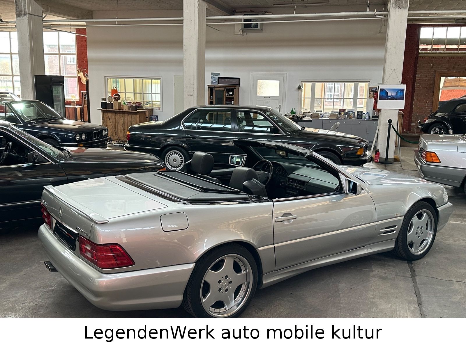 Fahrzeugabbildung Mercedes-Benz SL60 AMG Original 957 TECHNIK 772 OPTIK 415 PANO
